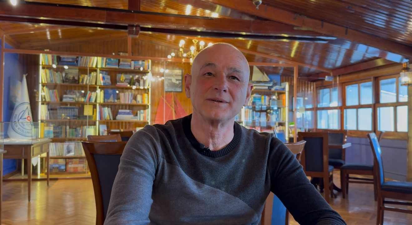 Pričamo o čovjeku koji je ostvario izvanrednu fudbalsku karijeru: Gledajte 'U tuđoj avliji'