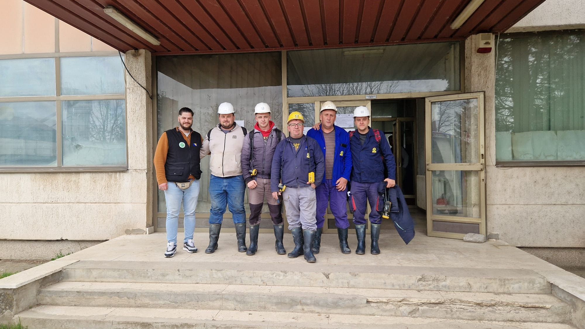 Vrijedni uposlenici centralne kuhinje Prihvatnog centra Duje u Doboj Istoku, danas su pripremili dodatnih 900 iftara koje su naši uposlenici upakovali i dostavili na više lokacija 