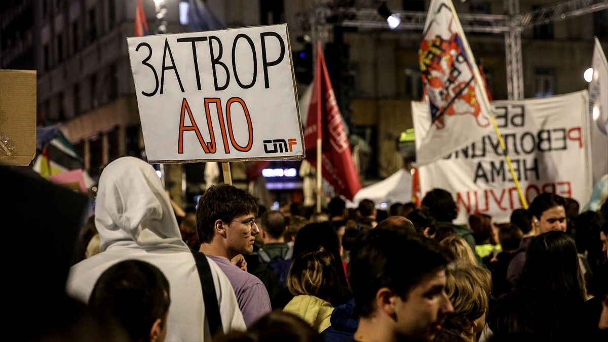 Protest u Beogradu 'Rame uz rame, studenti i radnici'