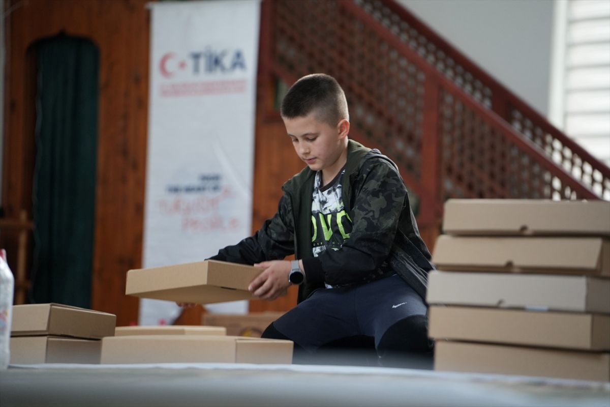 U poplavama koje su 4. oktobra pogodile pet bh. gradova poginulo je 29 osoba, uključujući dvije nerođene bebe