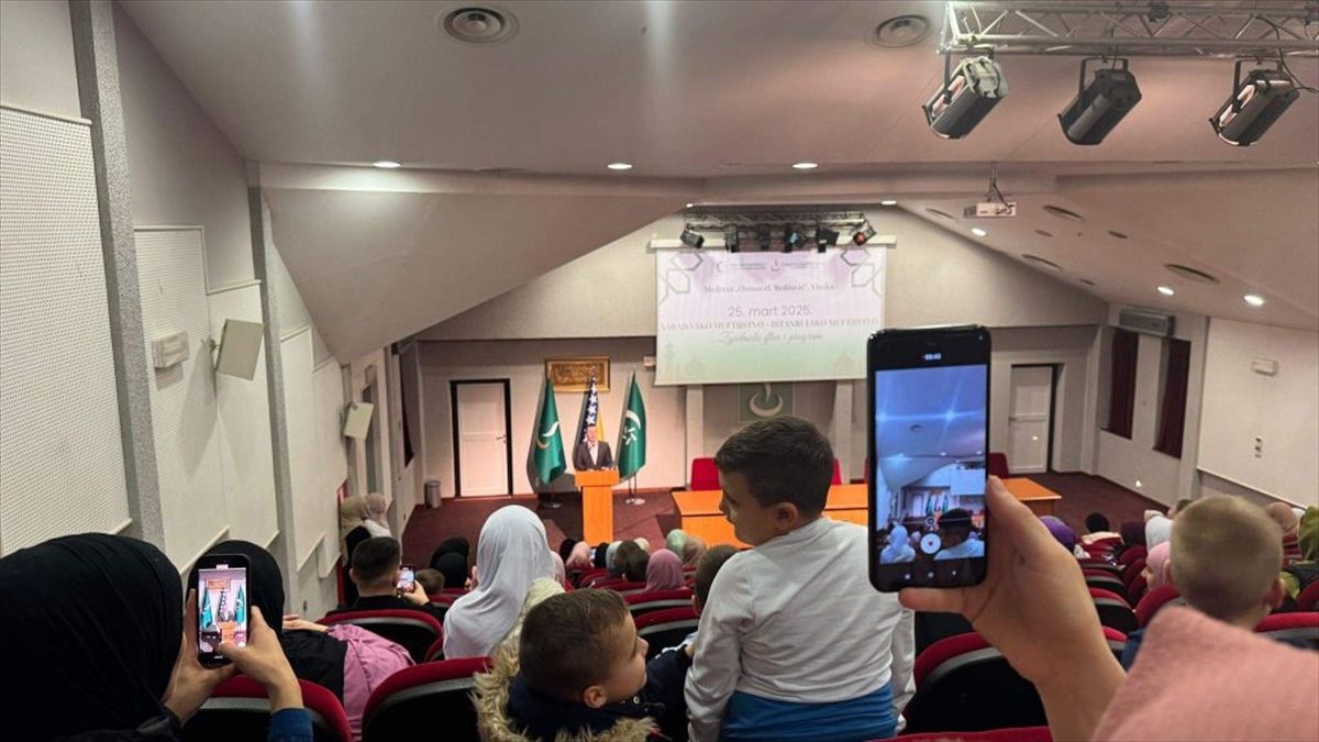 Abdulhalik Selmanoglu, koordinator za podršku jetimima pri Istanbulskom muftijstvu, istakao je da ovo muftijstvo od 2019. godine provodi projekat podrške djeci bez roditelja...