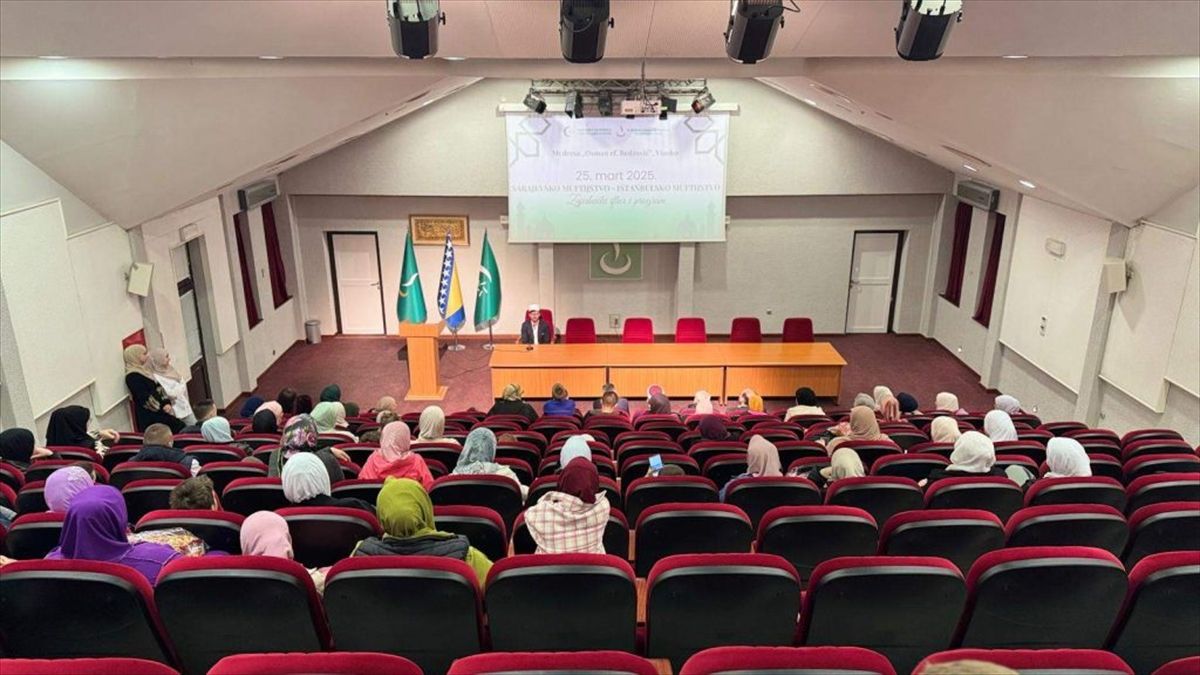 Muftijstva iz Sarajeva i Istanbula pokrenula projekat stipendiranja djece bez roditelja