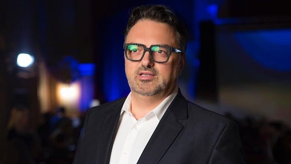 Tu su izgleda pukle zaruke između njega i Milorada Dodika, ali generalno imamo situaciju da on postavlja uslove...