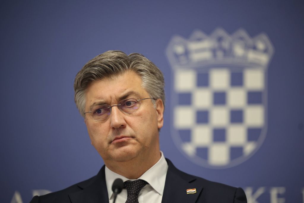 Komentari o deklaraciji nisu izostali od strane predsjednika Srbije Aleksandra Vučića koji je poručio da se radi o 'provokativnoj inicijativi' Hrvatske, Albanije i Kosova