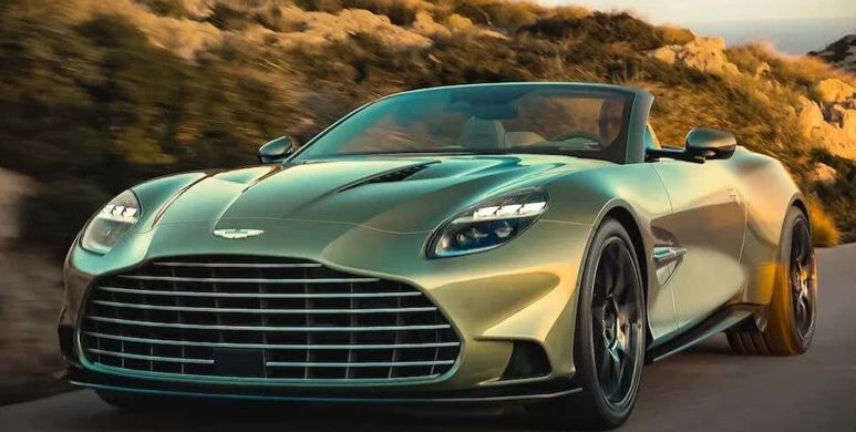 Kompanija Aston Martin skinula je pokrivač sa svog novog modela, fenomenalnog Vanquish Volante koji je već impresivni Vanquish coupe pretvorio u kabriolet