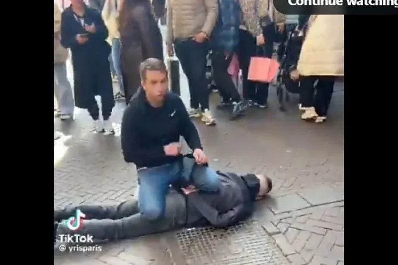 Glasnogovornica policije nije mogla reći iz koje je zemlje ili ima li možda vojnu pozadinu s obzirom na to da na snimkama djeluje vrlo samouvjereno