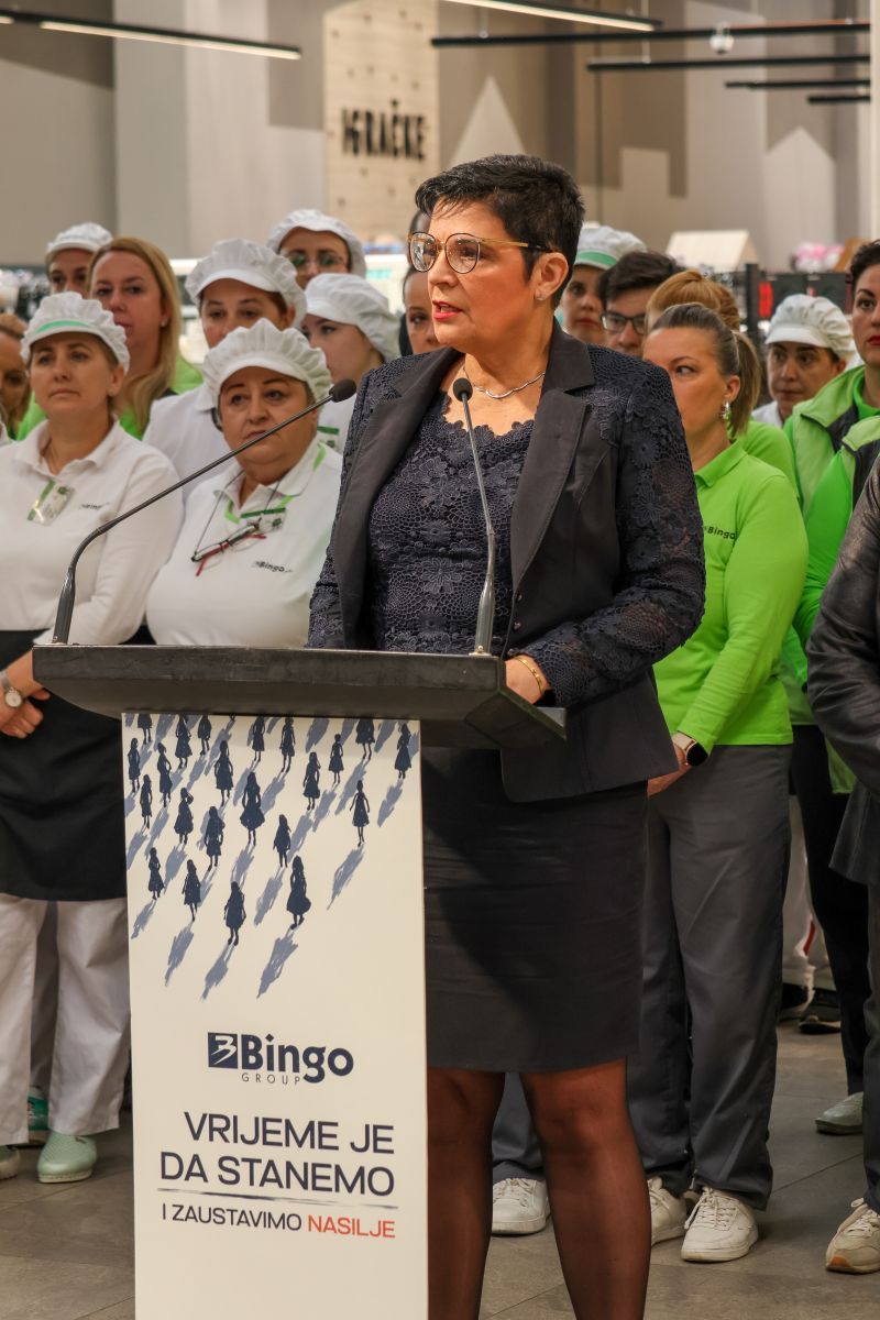 Vrijeme da stanemo i da se osvrnemo na ono što je najvažnije - sigurnost onih koje su stub porodice, doma i cijelog društva - sigurnost naših žena, rekla Kunosić