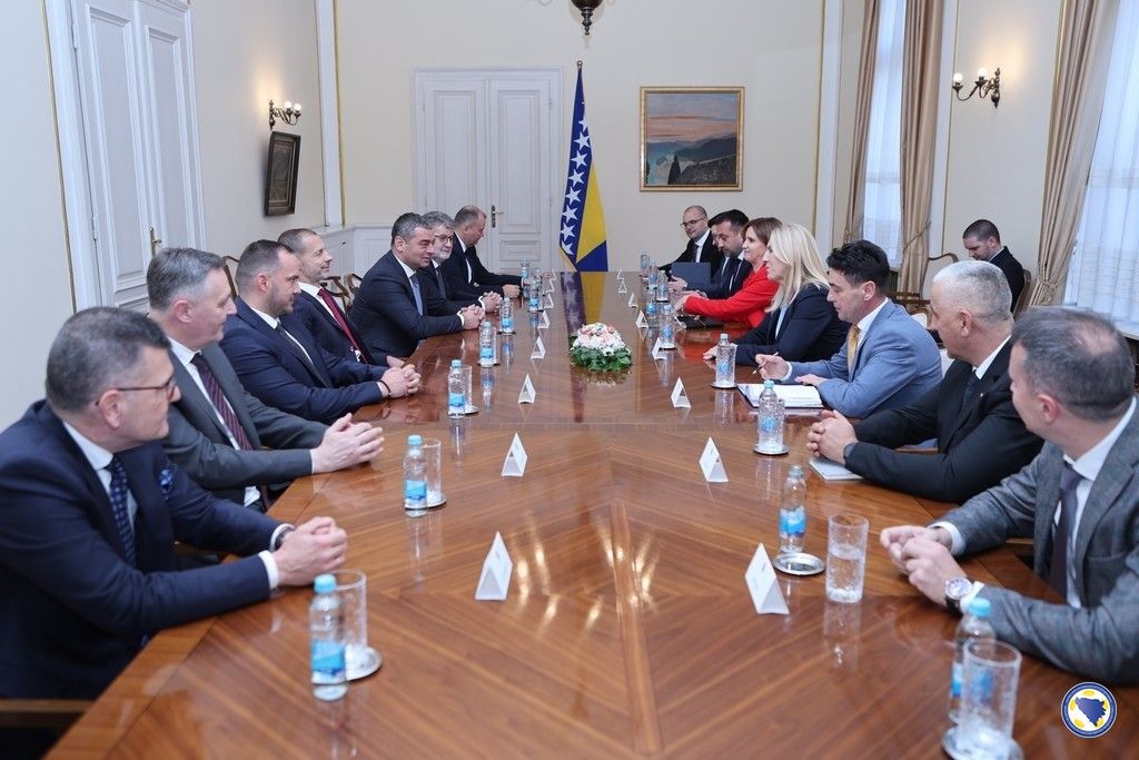 Predsjednik Saveza Vico Zeljković i predsjednik UEFA Aleksander Čeferin imali su prijem u Predsjedništvu Bosne i Hercegovine