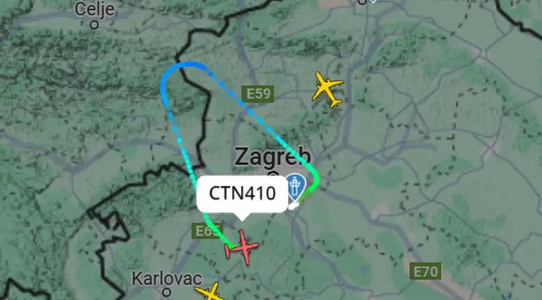 Putnici su u Frankfurtu trebali biti oko 8:30 sati, ali avion se okrenuo natrag čim je došao do slovenske granice. 