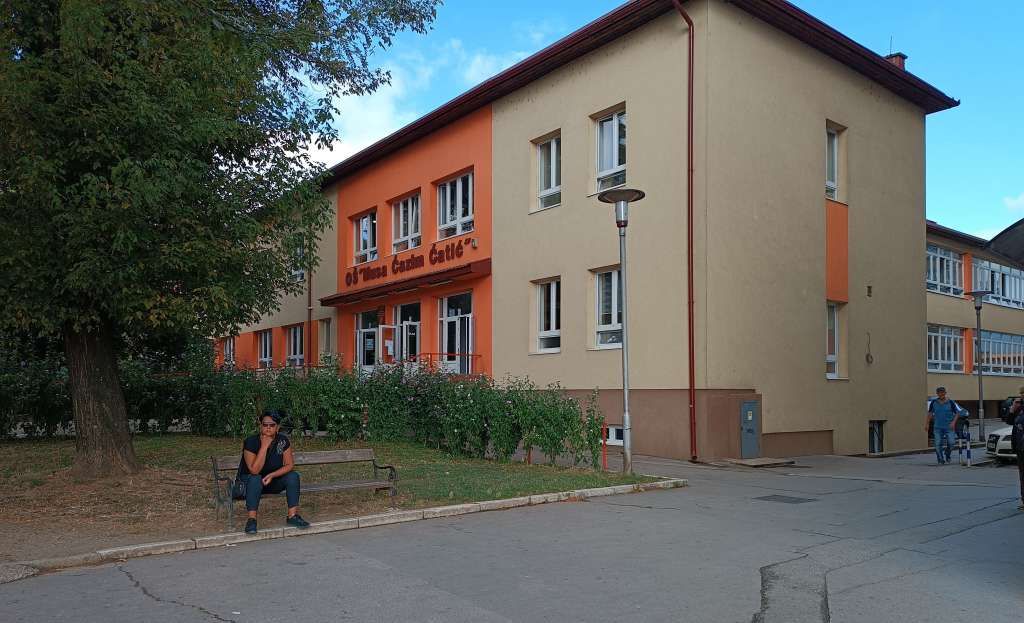 Svečani defile quadova sa državnim zastavama predvodio je ATV Klub "Motka".