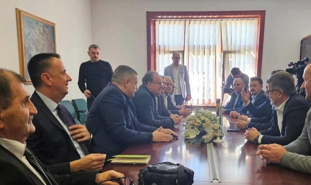 Cazin će dobiti fabriku namjenske industrije