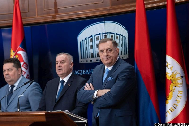 Tužilaštvo BiH prije nekoliko godina potvrdilo je da je Radovan Višković dio predmeta o ratnim zločinima, no detalje nisu željeli iznositi. Od tada nije se promijenilo ništa
