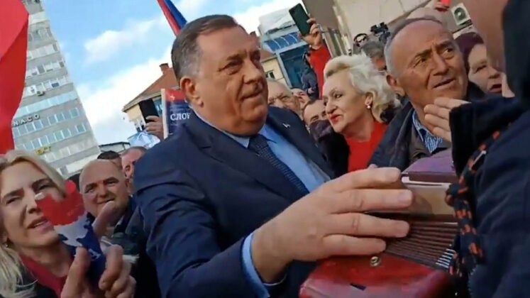 U petak se navršilo tačno 19 godina od kako je izabrana Druga Vlada bosanskohercegovačkog entiteta RS na čelu sa Miloradom Dodikom (SNSD).