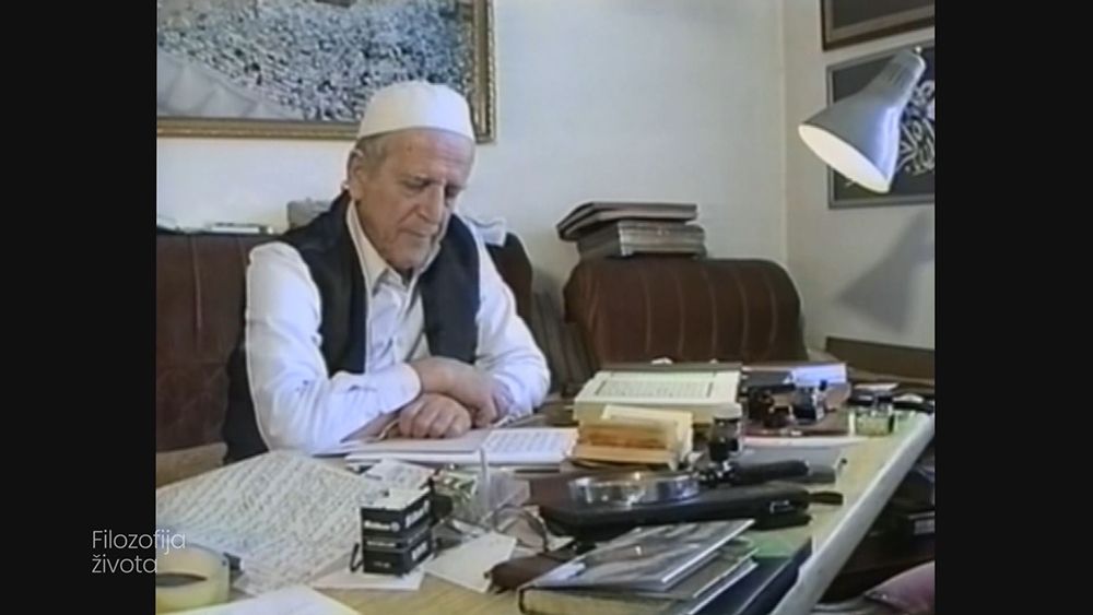 Ešref Kovačević bio je čovjek koji je živio za znanje, vjeru i umjetnost. Njegov doprinos islamskoj zajednici i kulturi Bosne i Hercegovine neizmjeran je. 