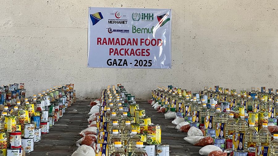 'Merhamet' podijelio bajramske pakete stanovništvu Gaze: Tokom ramazana im pripremali iftare