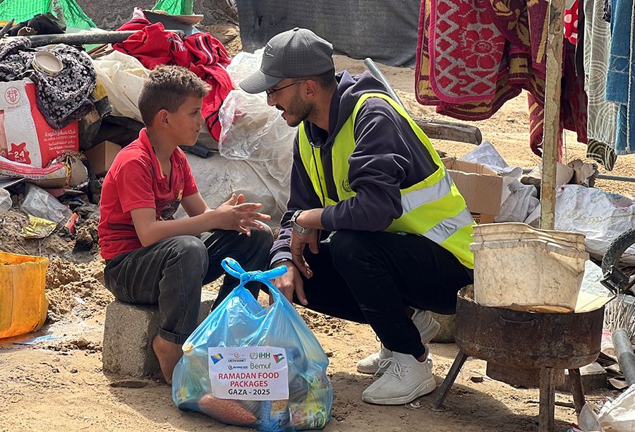 Iftari su pripremani u improviziranim kuhinjama organizacije IHH.