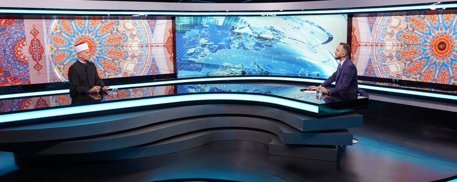 U danima radosti, zajedništva i duhovne ispunjenosti mi i naše misli smo okrenuti jedni ka drugima, kako je to i stalna tradicija Bajrama