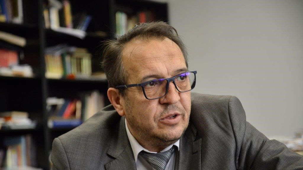 Istakao je kako je rad na ovoj knjizi bio na volonterskoj osnovi kako bi što više para moglo da se pošalje za Palestinu