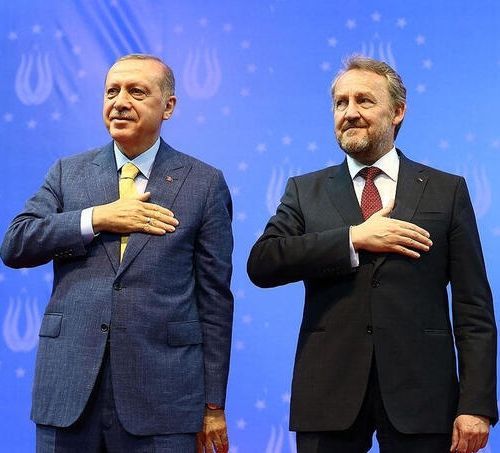 Predsjednik Turske je pozvao međunarodnu zajednicu da zauzme čvrst stav protiv separatističkih poteza. 