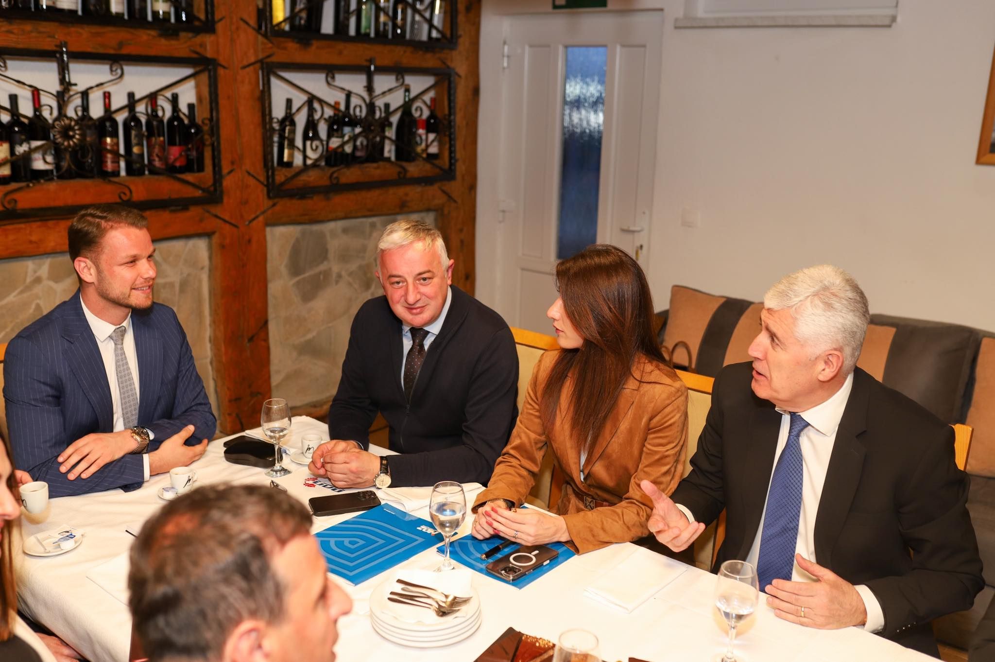 Kada je riječ o lokaciji, najvjerovatnije će biti održan u zgradi Parlamentarne skupštine Bosne i Hercegovine