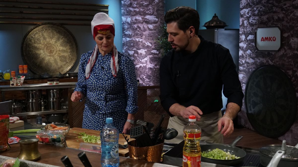 Miran je pripremao njegov najdraži hljeb u 'Ramazanskoj sofri': Iftarski meni u noći Lejletu-l-kadra