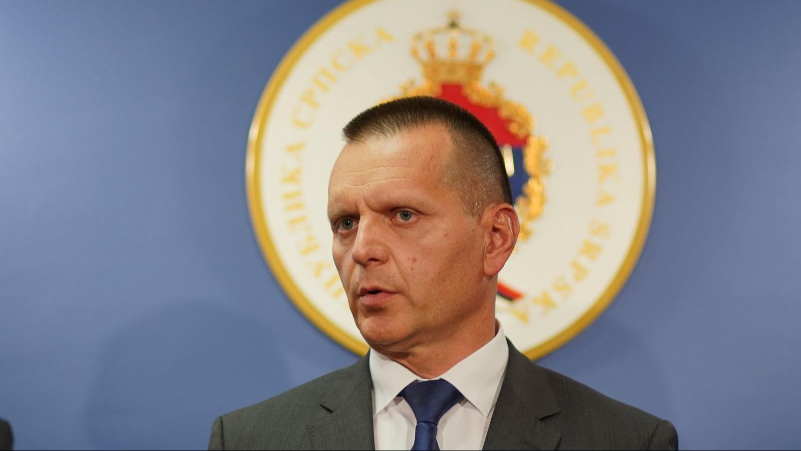 Jedan od njih je svjedočio o batinama kojim je bio izložen prilikom ispitivanja od strane Dragana Lukača, naveo je Osmančević, Banjalučanin s adresom u Švedskoj