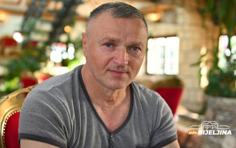 Otac djevojčice kaže da su, saznavši šta se desilo, odlučili da to prijave, uz prethodnu konsultaciju s advokaticom Tatjanom Vasić.