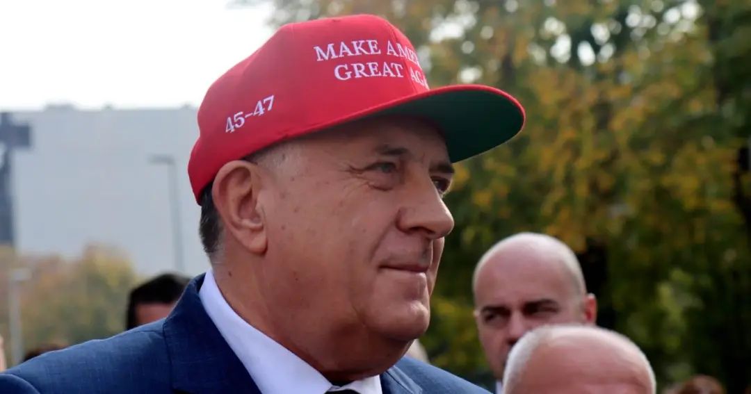 NY Times: Dodik se pokušava povezati s Trumpom da izbjegne zatvor 