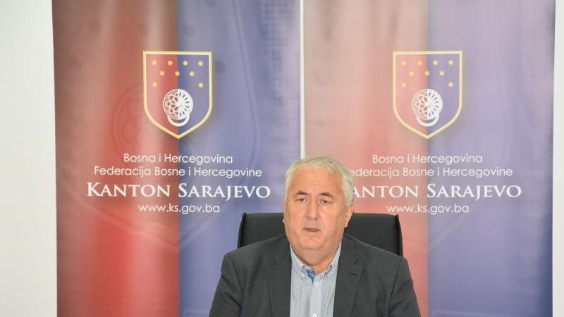 Apelovao je još jednom na građane da poštuju naredbe CZ a posebno one koje se odnose na evakuaciju