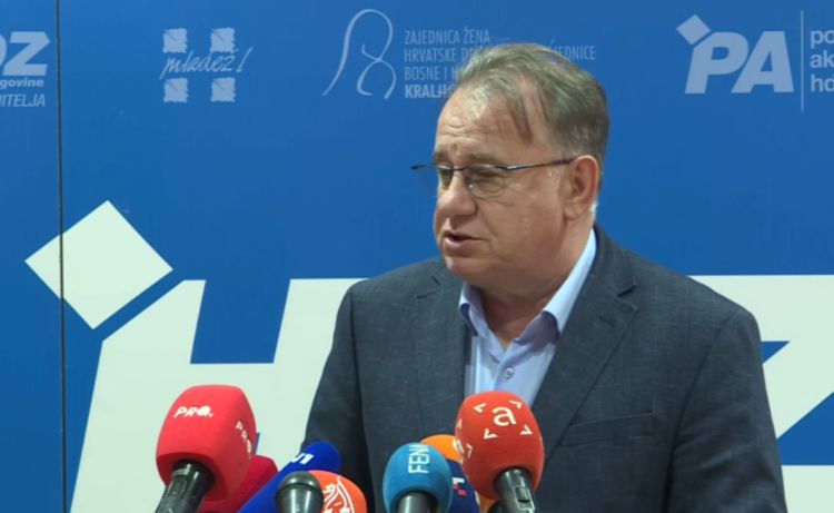 Nikšić nakon sastanka sa Čovićem: SNSD se sam isključio