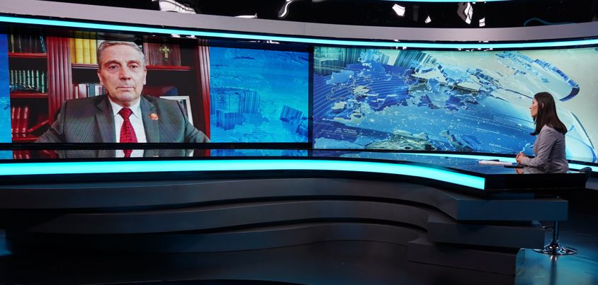 Večerašnji gost emisije'7Plus' bio je predsejdnik Republikanske stranke Srbije Nikola Sandulović sa kojim smo razgovarali o mogućim implikacijama secesionističkog ponašanja Dodika 