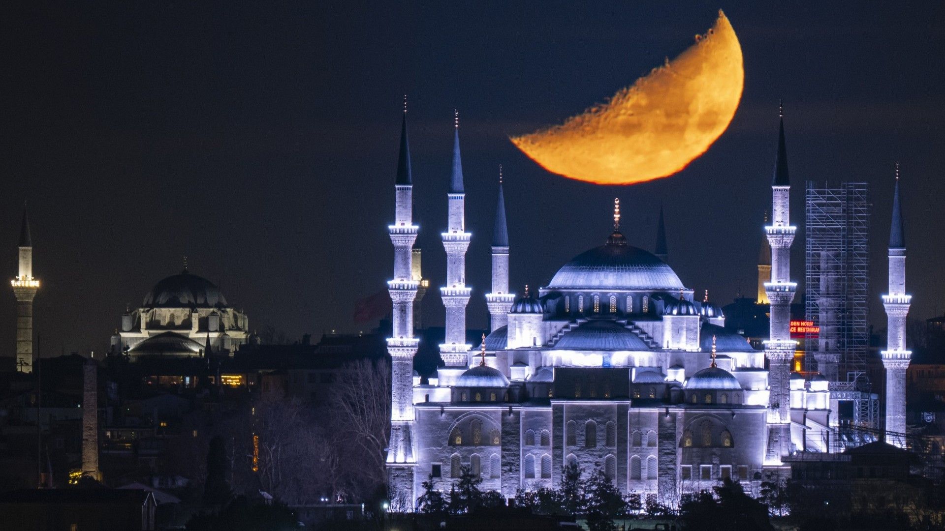 U glavnom gradu pokrajine Algarve mogu se razgledati ostaci gradskog zida iz rimskog perioda