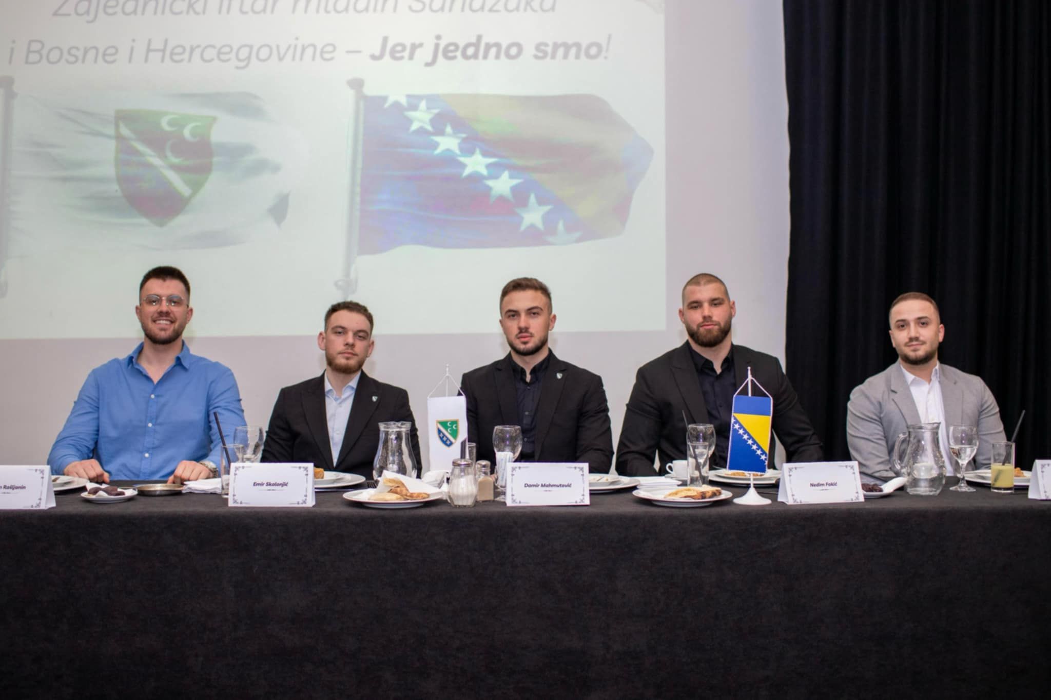 Povezivanje mladih Sandžaka i BiH: I ove godine održan zajednički omladinski iftar