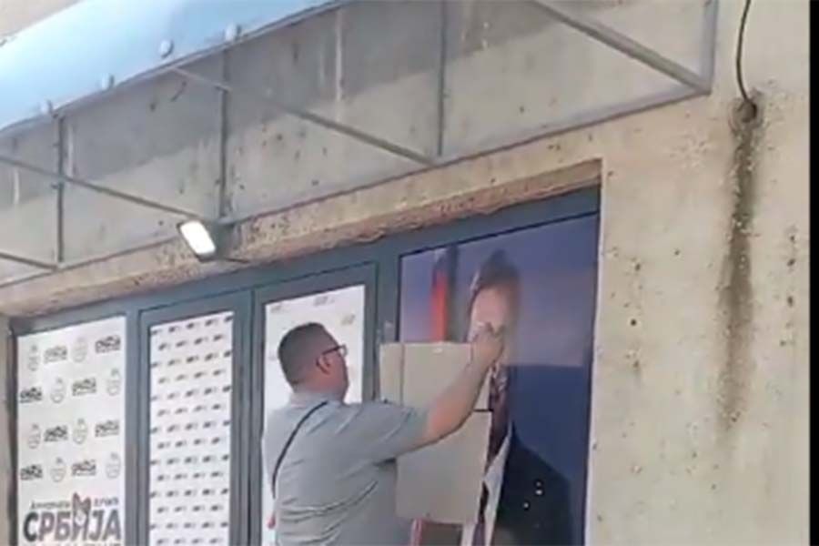 Sve što je uradio je plod bunta prema trenutnoj političkoj situaciji.