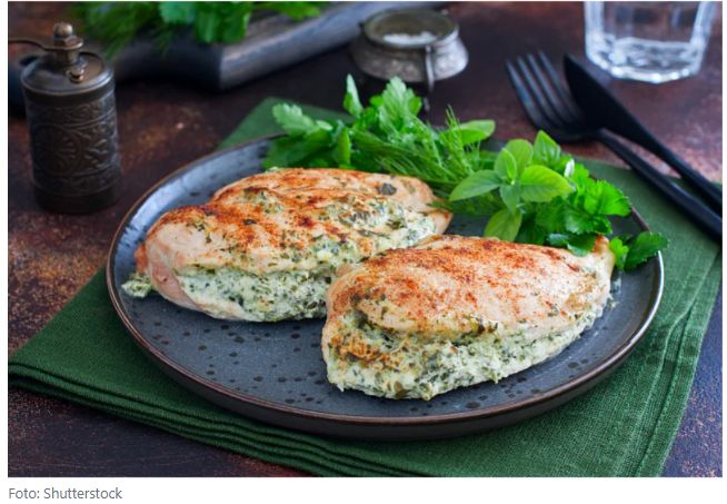 Piletina je neizostavan dio bosanske kuhinje, prepoznatljiva po svom bogatstvu hranjivih sastojaka, naročito proteina