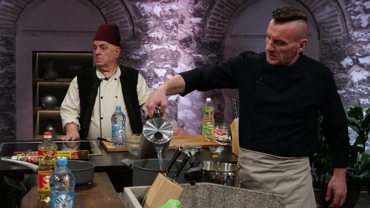 Miran je pripremao njegov najdraži hljeb u 'Ramazanskoj sofri': Iftarski meni u noći Lejletu-l-kadra