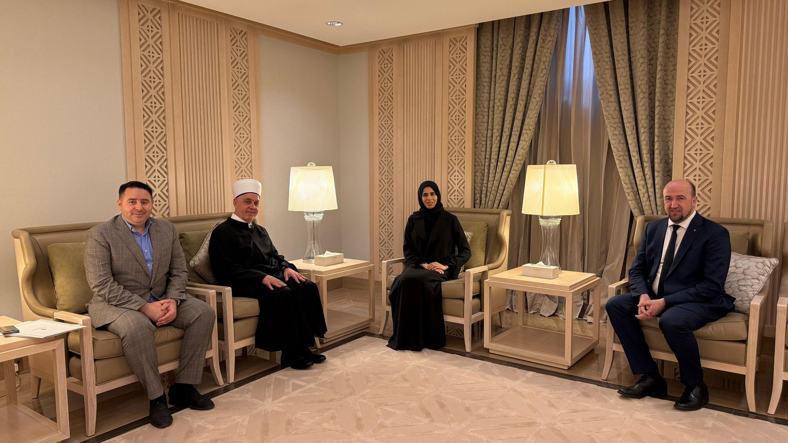 Tokom dana reisul-ulema se sastao i s predstavnicima Humanitarne organizacije Qatar Charity