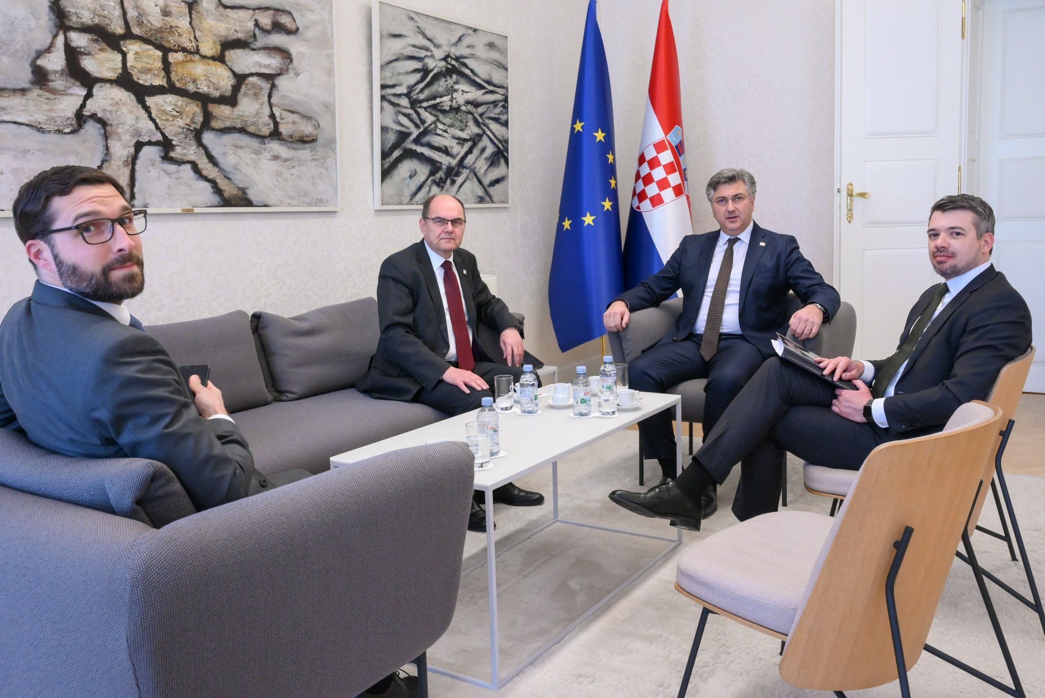 Kao bliski susjed, Hrvatska će se i u sadašnjiim izazovnim geopolitičkim okolnostima nastaviti zalagati za daljnji  EU put.
