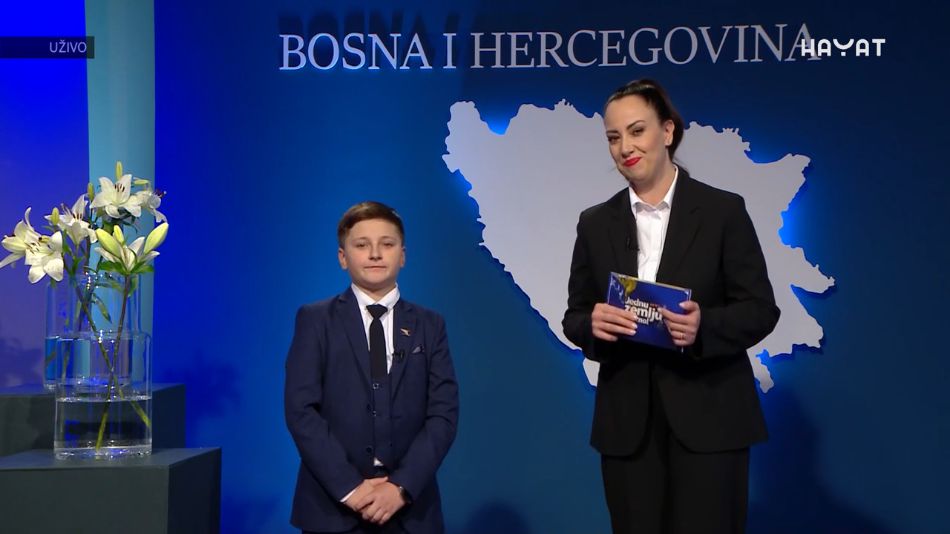 Simpatični dječak Ahmed Nur na kraju specijaliziranog programa recituje stihove o jednoj jedinoj BiH