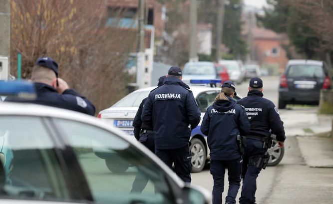 Policija u Zaječaru (Srbija) uhapsila je S.M. (29) zbog sumnje da je počinio krivično djelo laka tjelesna povreda