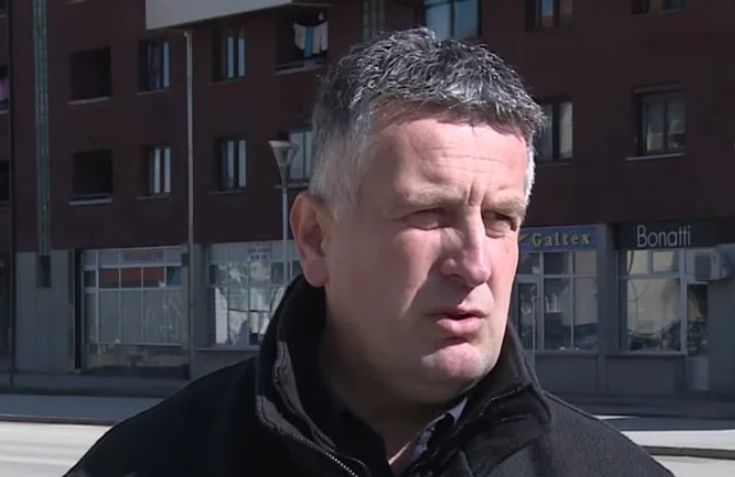 Kada je riječ o najavama Milorada Dodika, predsjednika RS-a o povlačenju ljudi koji žive u Republici Srpskoj iz institucija Bosne i Hercegovine, smatra da to nije interes RS-a.