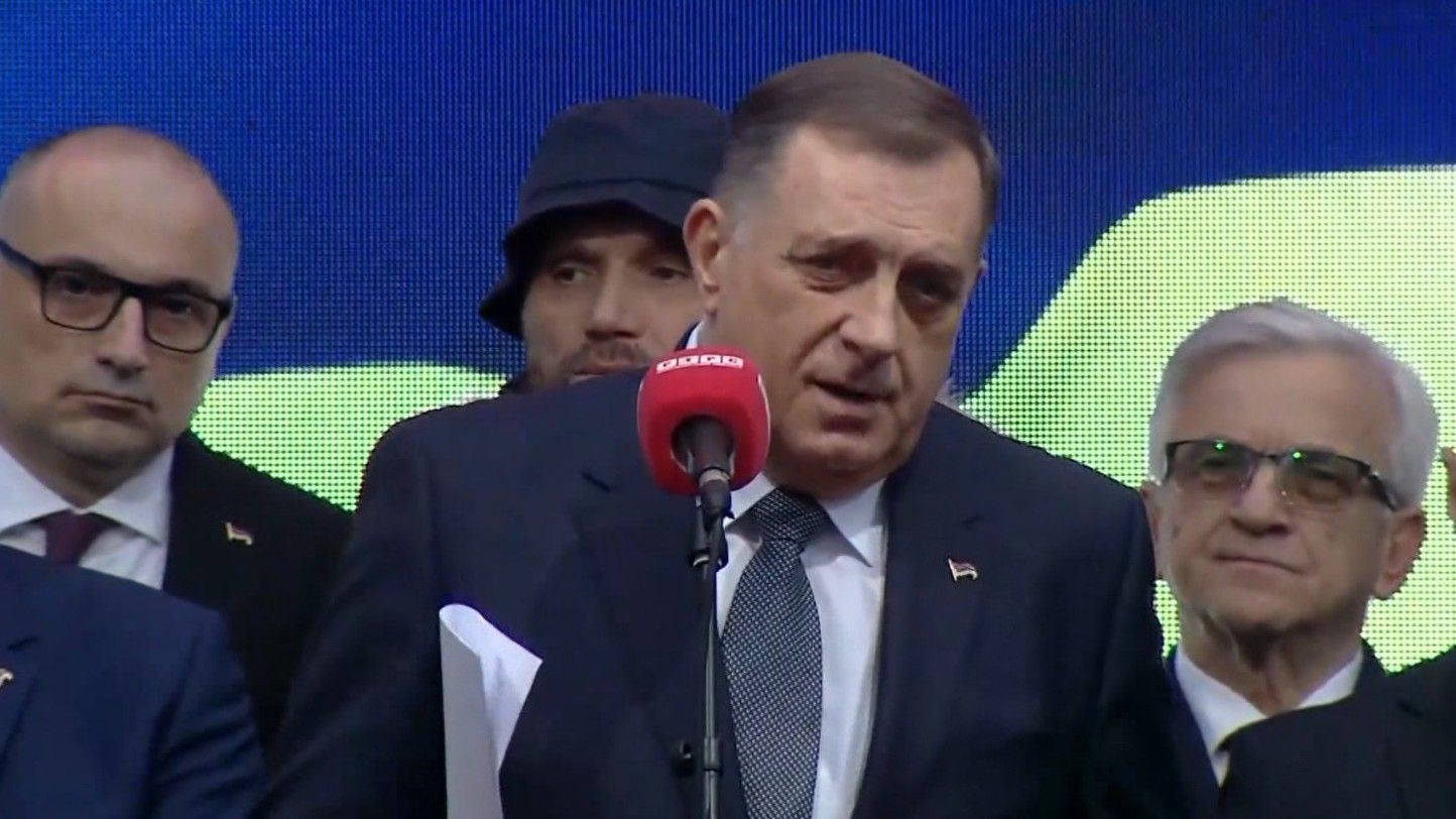 Stanivukovićev 'izazov' Dodiku: Onda iz budžeta BiH treba ukloniti plate zaposlenih iz RS-a
