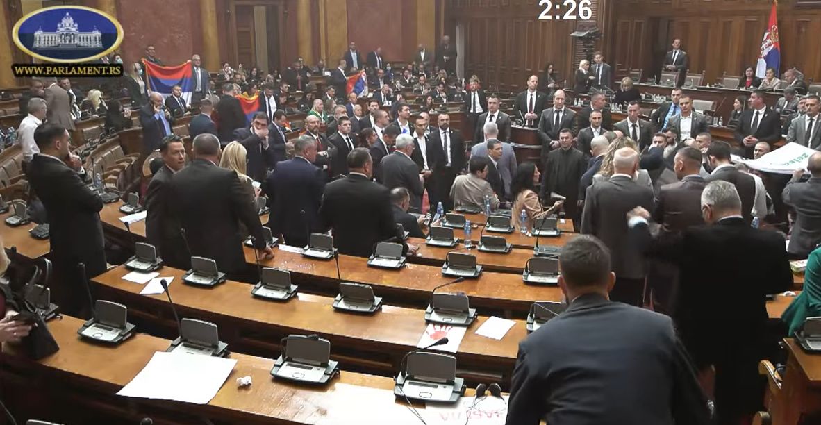 Policija u Narodnoj skupštini Srbije na kojoj je nastao haos