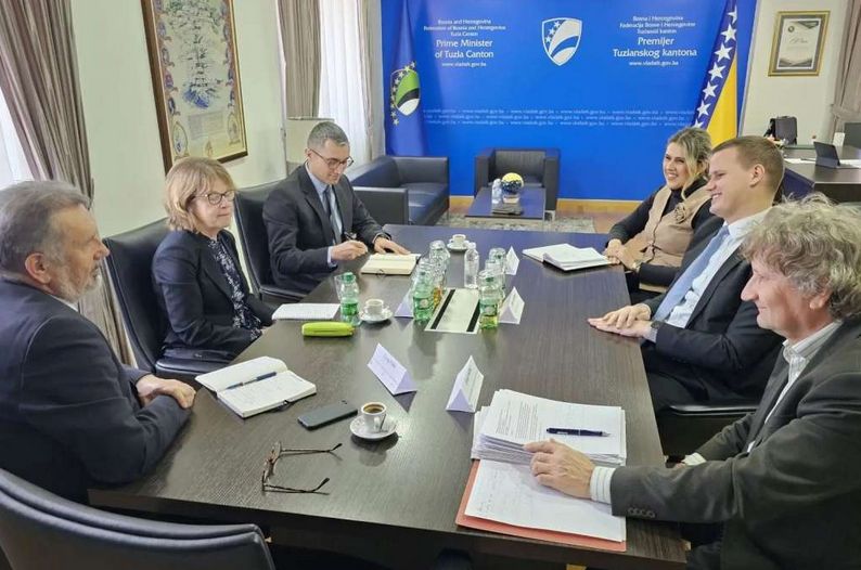 Mi smo u fazi izbora konsultanata koji su nam neophodni po procedurama EBRD-a i odabira objekata koji će biti realizirani u prvoj fazi ovog projekta, navela Ajšić