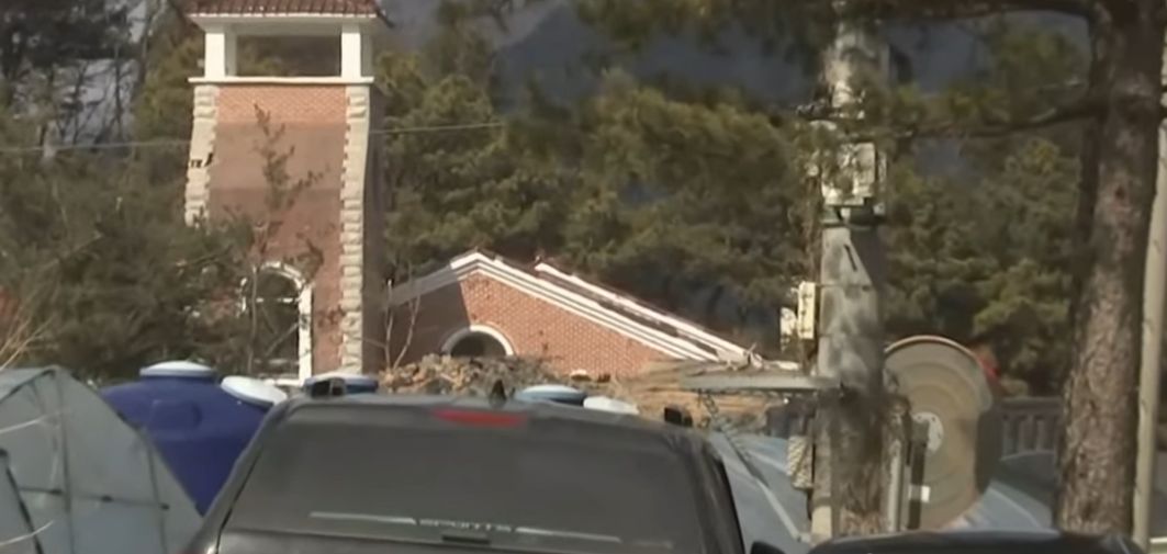 Bombe su pale na cestu u blizini mosta Nangyu u Nogok-ri, 50 kilometara sjeveroistočno od Seula
