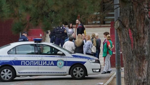 U petak, 7. marta, došlo je do pucnjave u kojoj je ranjen pripadnik Ministarstva unutrašnjih poslova Republike Srbije.