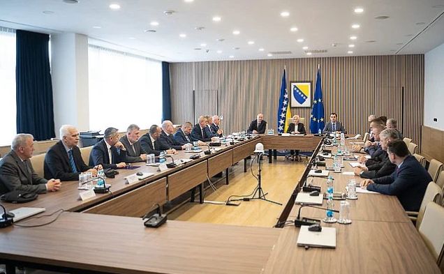 Rukovodioci svih agencija i direkcija istaknuli su da je sigurnosna situacija stabilna i mirna te da nema naznaka njenog ugrožavanja.