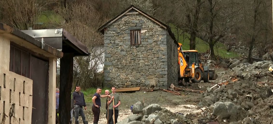 Mještani prepušteni sami sebi, pitaju gdje je novac? Pet mjeseci nakon poplava nema promjena