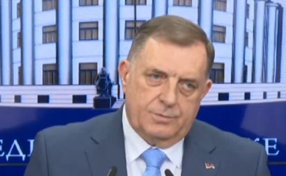 Komandat EUFOR-a može da okači prijetnje mačku o rep, rekao je u obraćanju