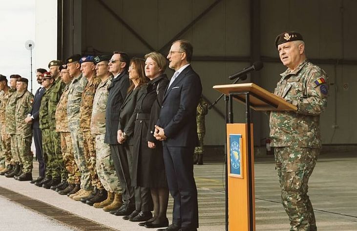 Vojne snage su prevezene transportnim avionima C-27J Spartan, dok će zračna komponenta EUFOR-a biti dodatno ojačana s četiri helikoptera.